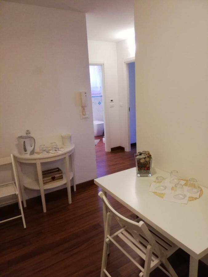 Stellina Marina Apartment Romito ภายนอก รูปภาพ
